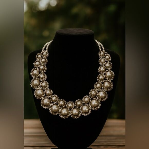 Vintage Women’s Chunky Metallic Beaded Silver Tone Statement Collar‎ Necklace - Picture 1 of 5